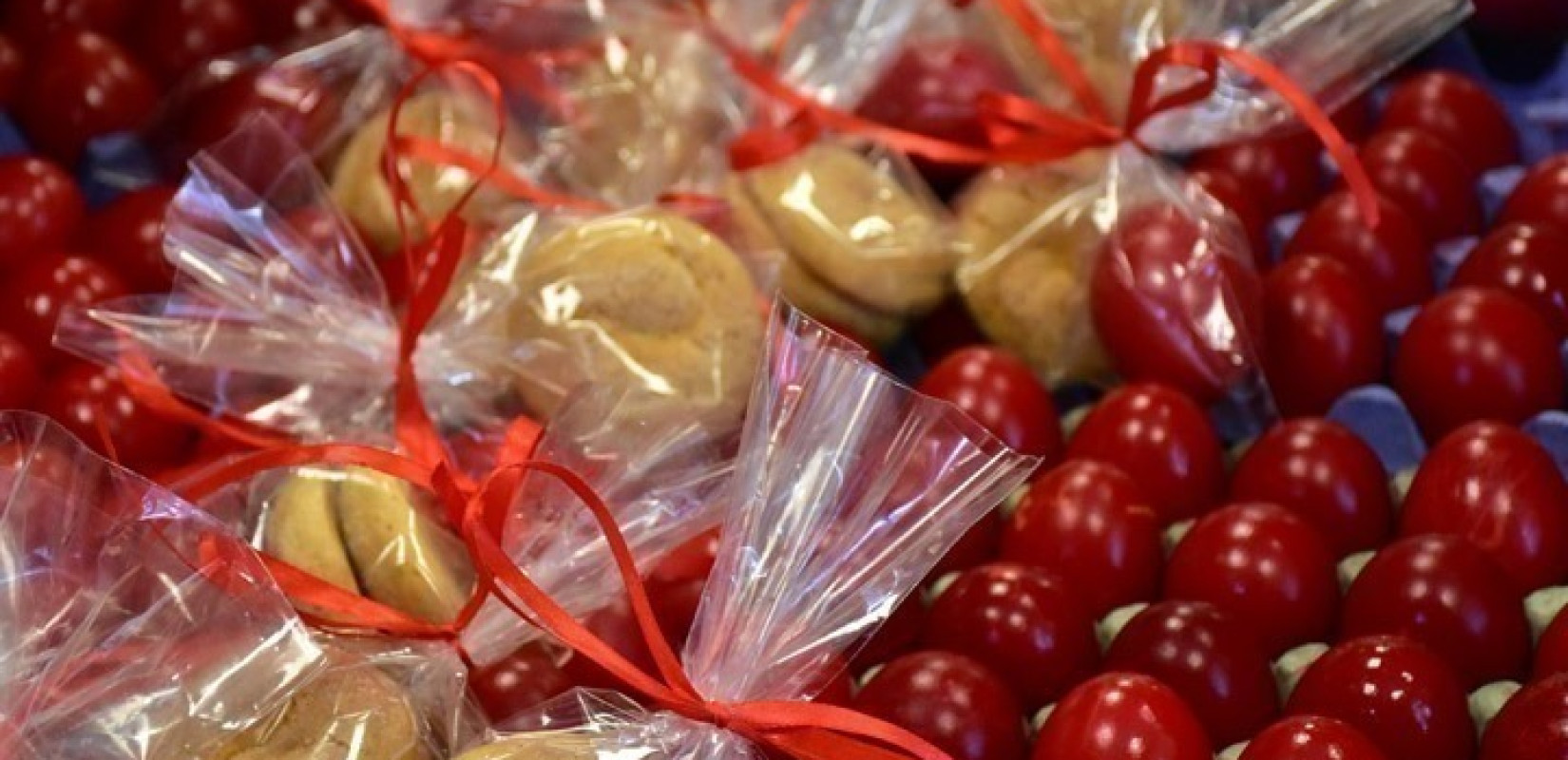 Οδηγός για το πασχαλινό τραπέζι: Tι να προσέξετε για την ασφάλεια των τροφίμων