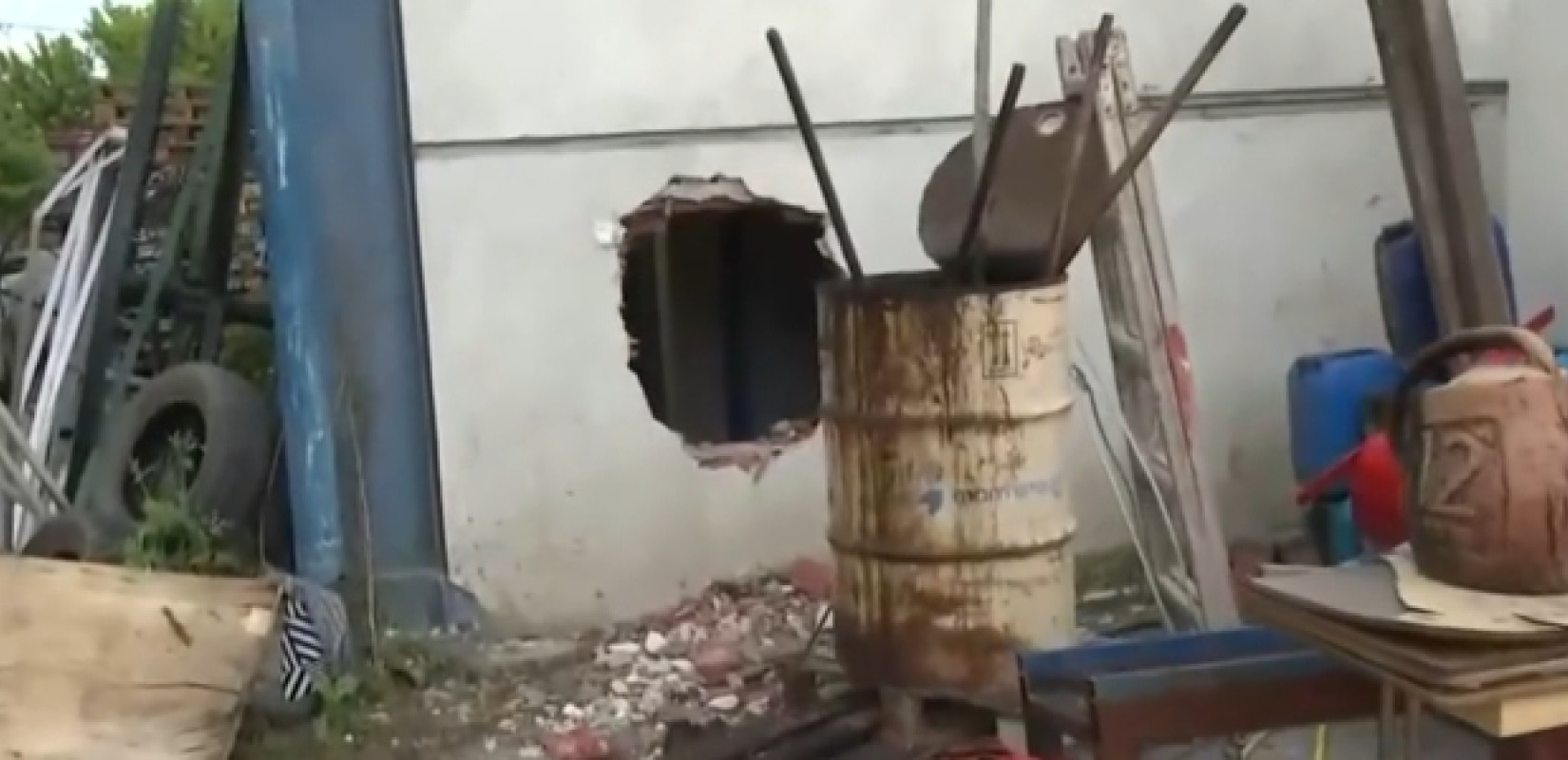 Θεσσαλονίκη: Ριφιφί σε αποθήκη του δήμου Δέλτα - Δεύτερο «χτύπημα» μέσα σε έναν μήνα (βίντεο)