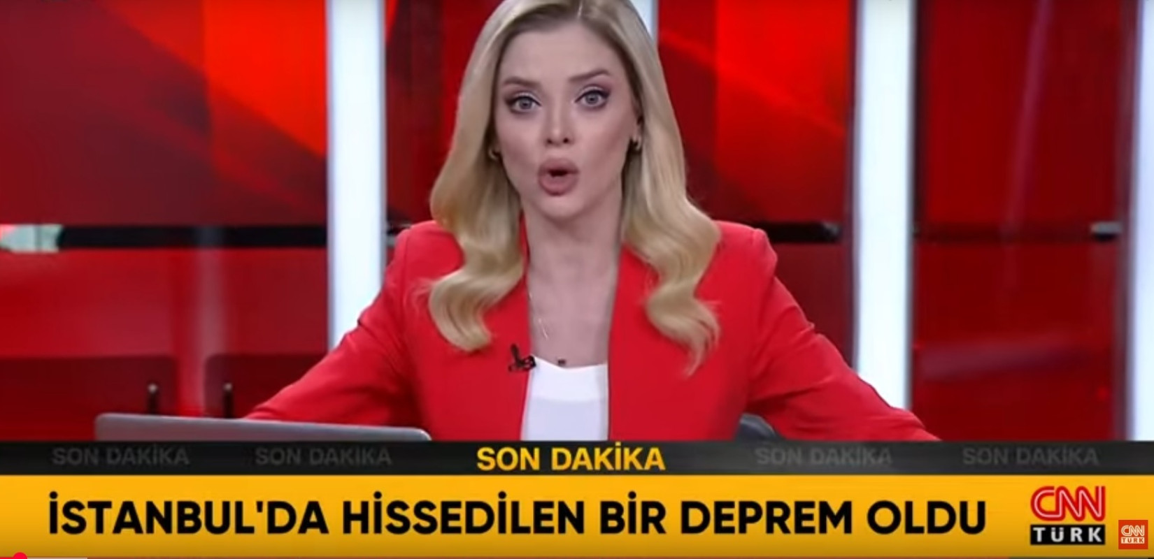 Σεισμός στην Κωνσταντινούπολη: Ο τρόμος της παρουσιάστριας του CNN Turk την ώρα της δόνησης (βίντεο) Σεισμός στην Κωνσταντινούπολη: Ο τρόμος της παρουσιάστριας του CNN Turk την ώρα της δόνησης (βίντεο)