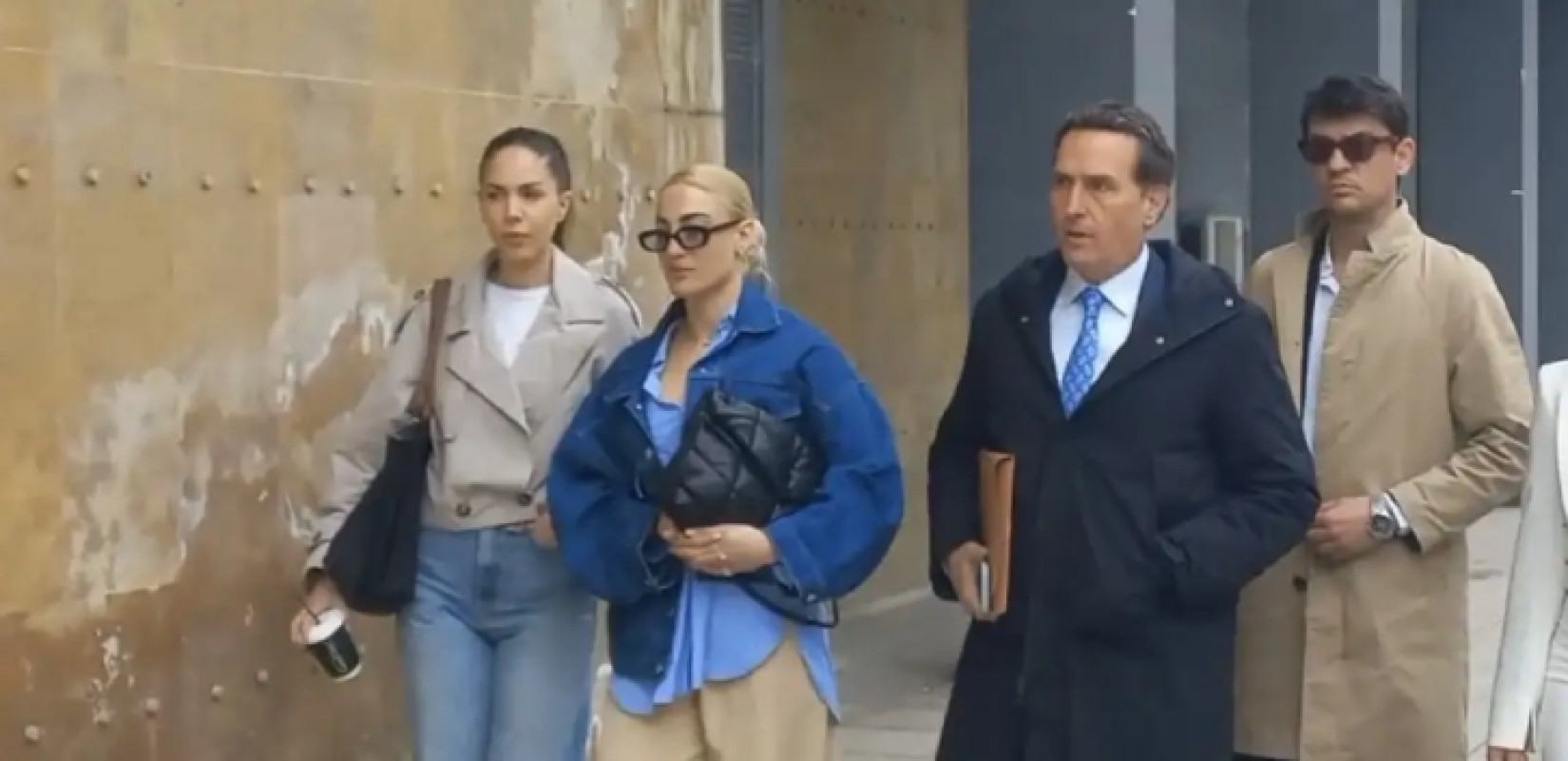 Ιωάννα Τούνη: Διακόπηκε για τις 22 Μαΐου η δίκη για το revenge porn (βίντεο)