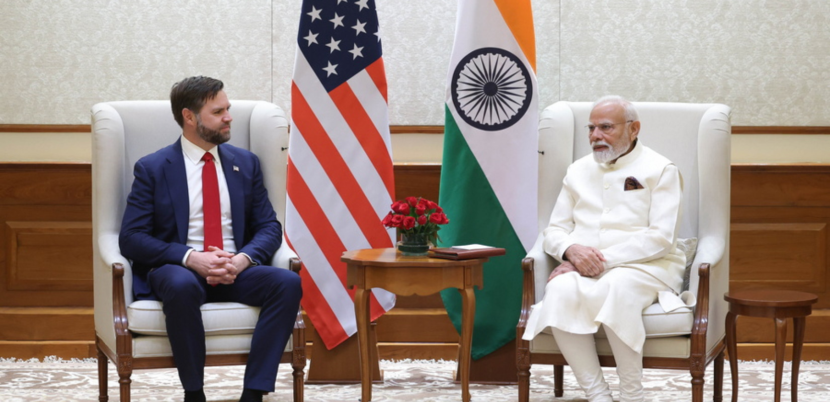 Βανς: Οι σχέσεις ΗΠΑ - Ινδίας θα διαμορφώσουν τον 21ο αιώνα