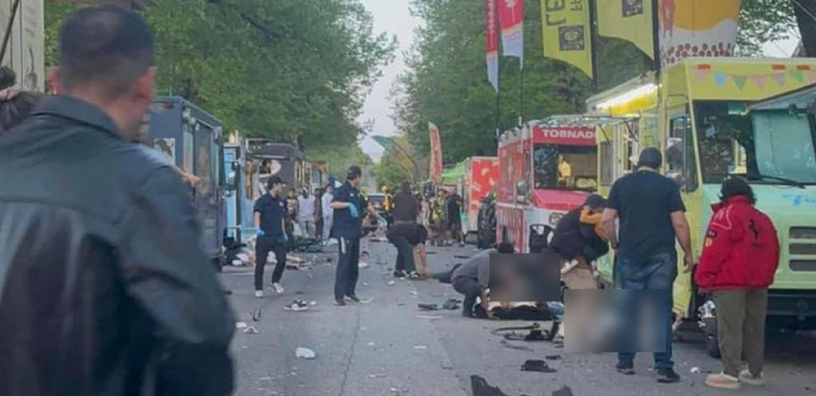 Καναδάς: Τουλάχιστον 9 νεκροί από πτώση αυτοκινήτου στο πλήθος στο Βανκούβερ (βίντεο) Καναδάς: Τουλάχιστον 9 νεκροί από πτώση αυτοκινήτου στο πλήθος στο Βανκούβερ (βίντεο)