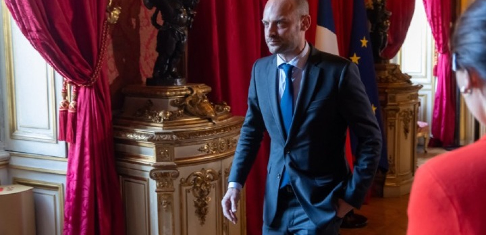 Γαλλία: Η ρωσική υπηρεσία στρατιωτικών πληροφοριών υποκίνησε κυβερνοεπιθέσεις ακόμη και εναντίον του Μακρόν στις εκλογές του 2017 Γαλλία: Η ρωσική υπηρεσία στρατιωτικών πληροφοριών υποκίνησε κυβερνοεπιθέσεις ακόμη και εναντίον του Μακρόν στις εκλογές του 2017