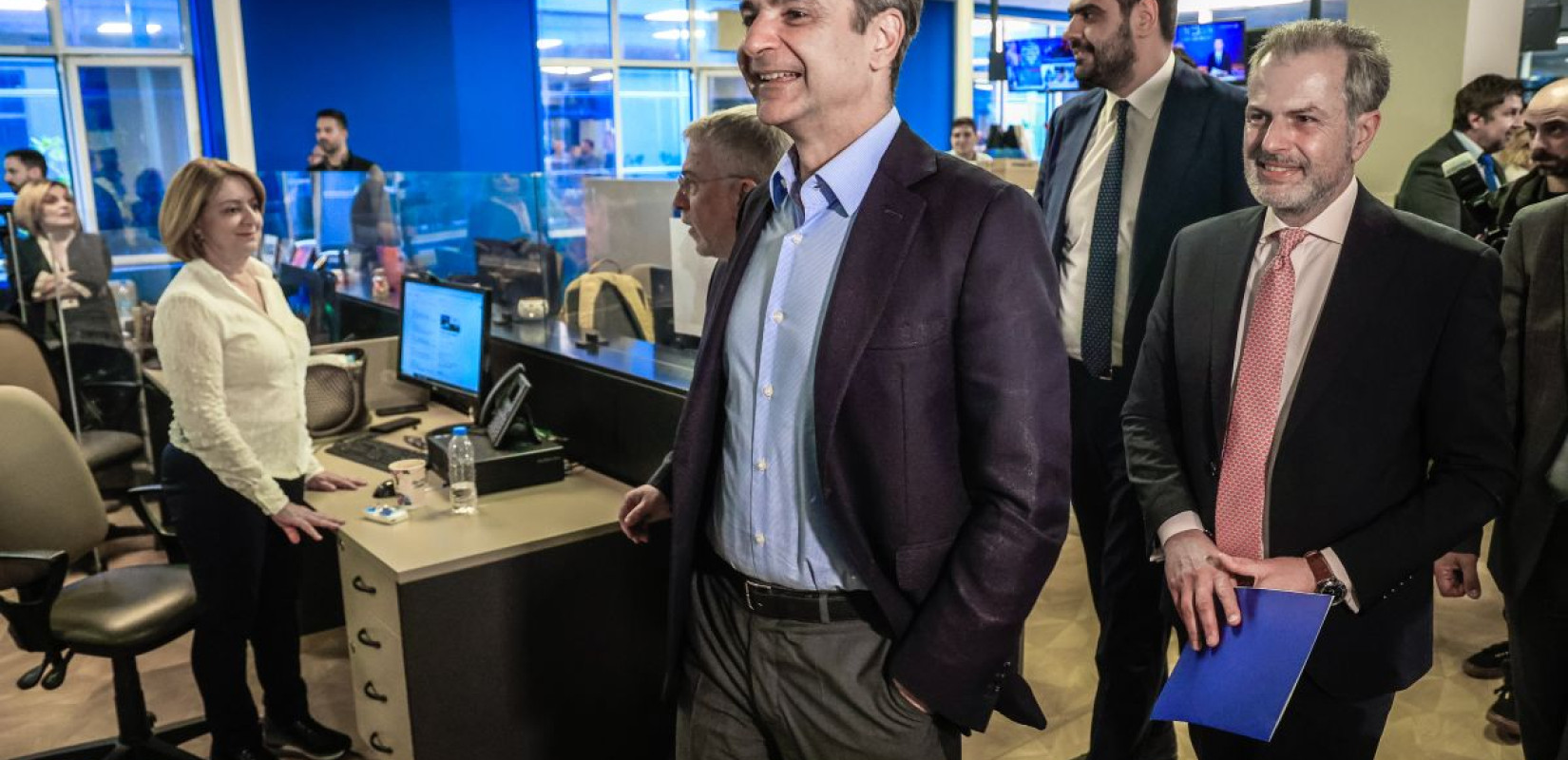 Επίσκεψη στην ΕΡΤ για τον Κυριάκο Μητσοτάκη - Ενημερώθηκε για τις νέες ψηφιακές δυνατότητες (βίντεο)