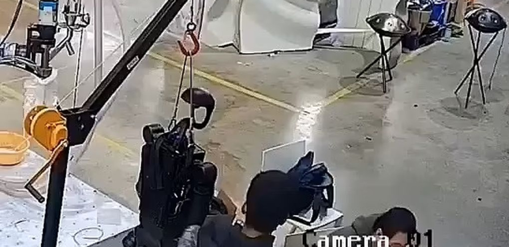 Ανησυχία από βίντεο στην Κίνα: Ρομπότ προσπαθεί να απελευθερωθεί και δρα βίαια