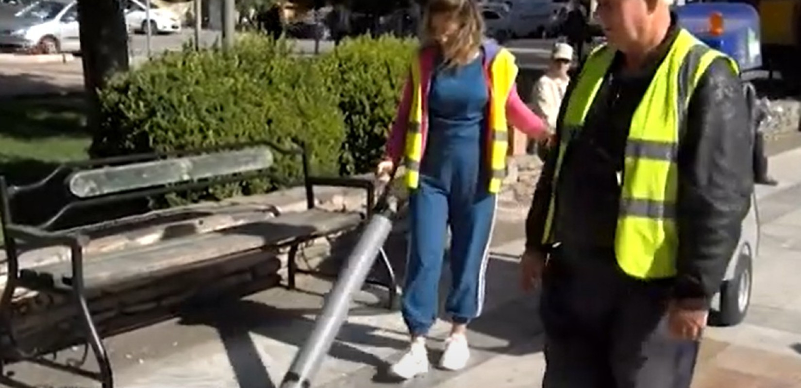 Σέρρες: Οι υπάλληλοι καθαριότητας δεν χρησιμοποιούν τα ηλεκτρικά χειραμαξίδια, γιατί φοβούνται ότι έχουν GPS και θα τους εντοπίζουν!