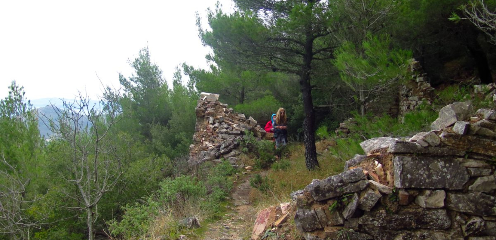 Βρέθηκε πτώμα άνδρα σε μονοπάτι στον Γιούχτα στο Ηράκλειο της Κρήτης Βρέθηκε πτώμα άνδρα σε μονοπάτι στον Γιούχτα στο Ηράκλειο της Κρήτης