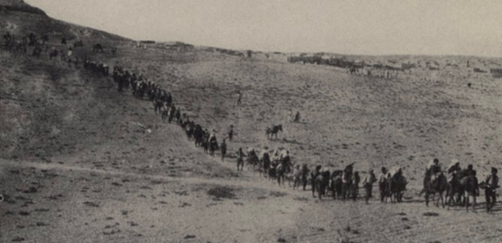 «Αρνούμαστε να παραδώσουμε στη λήθη τους 353.000 νεκρούς»