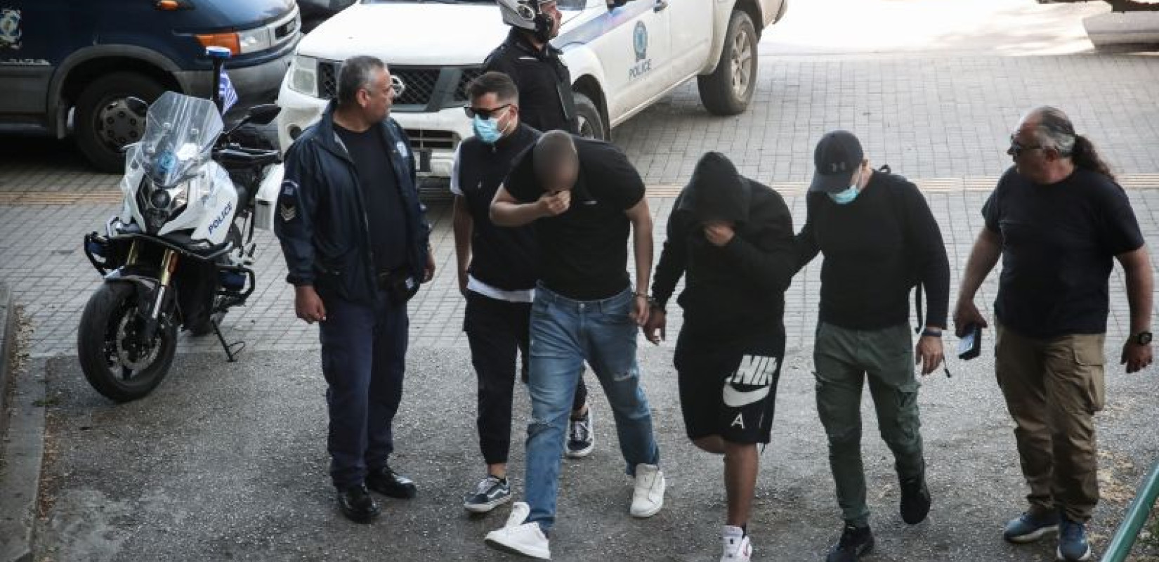 Θεσσαλονίκη: Συγγενής κατηγορούμενου βοήθησε να ξεσκεπαστεί η φασιστική «Εθνικιστική Νεολαία» (βίντεο)