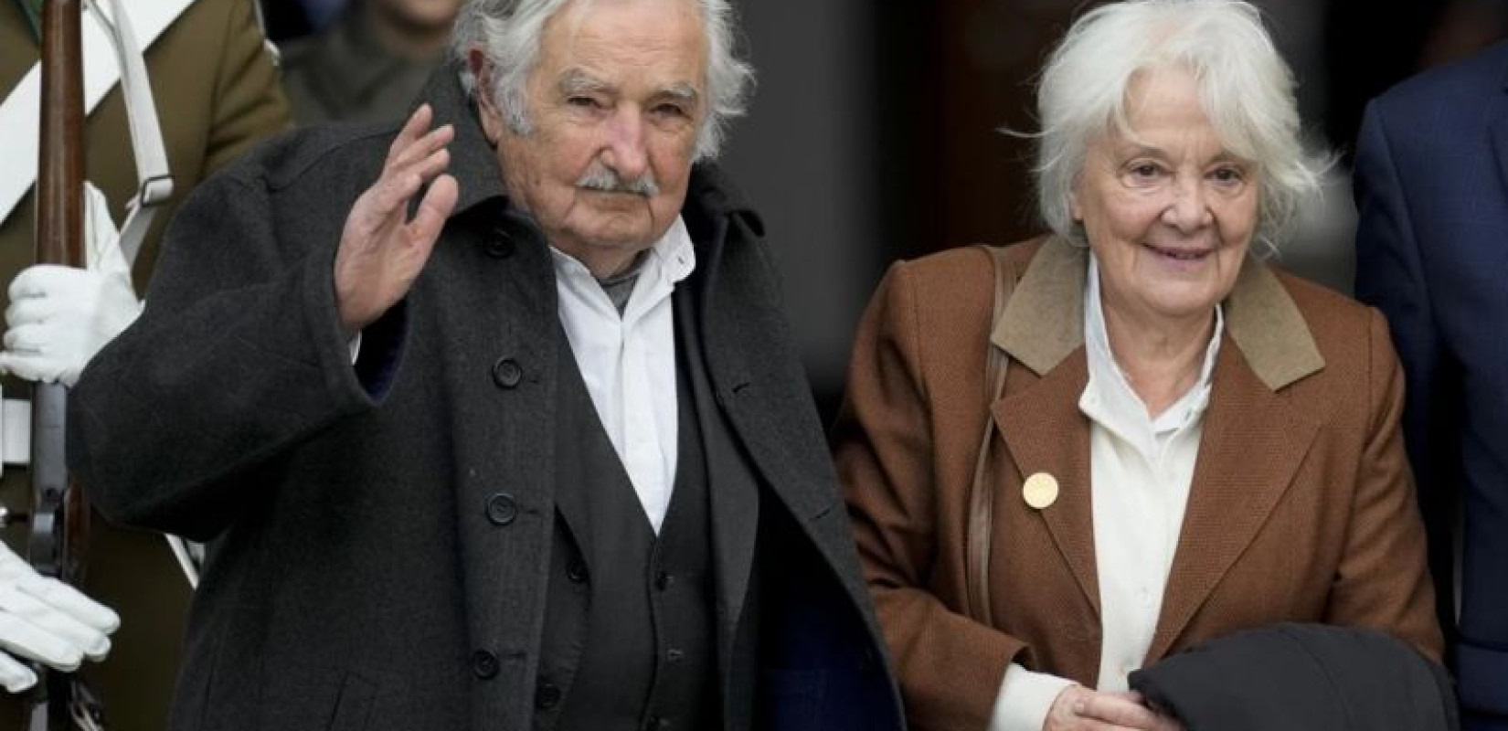 Ουρουγουάη: Ο Χοσέ «Πέπε» Μουχίκα και η σύζυγός του Λουσία Τοπολάνσκι έζησαν μια ζωή γεμάτη αγώνες (βίντεο)