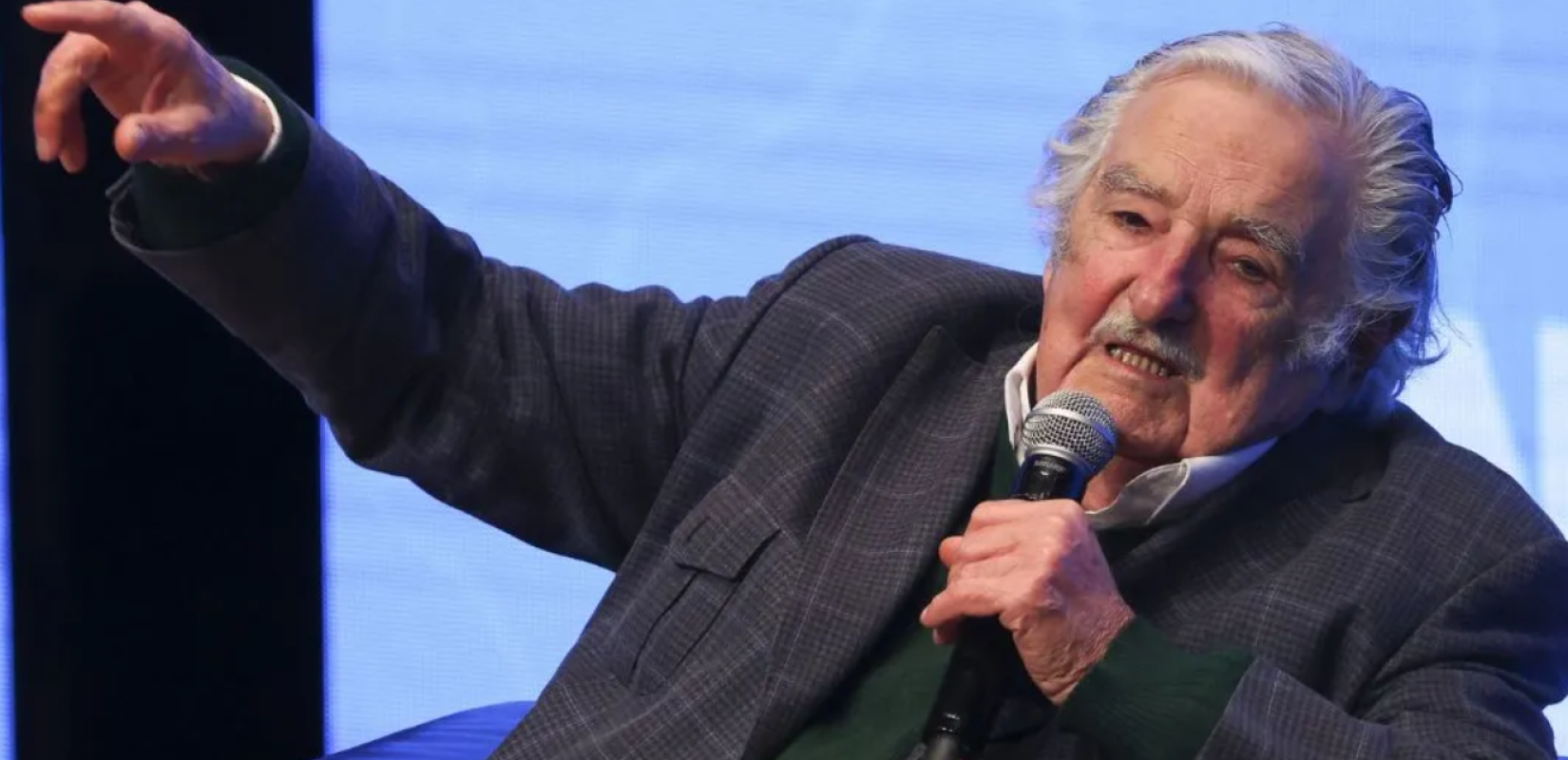 Ουρουγουάη: Έφυγε από τη ζωή σε ηλικία 89 ετών ο «φτωχότερος πρόεδρος του κόσμου» Χοσέ Πέπε Μουχίκα