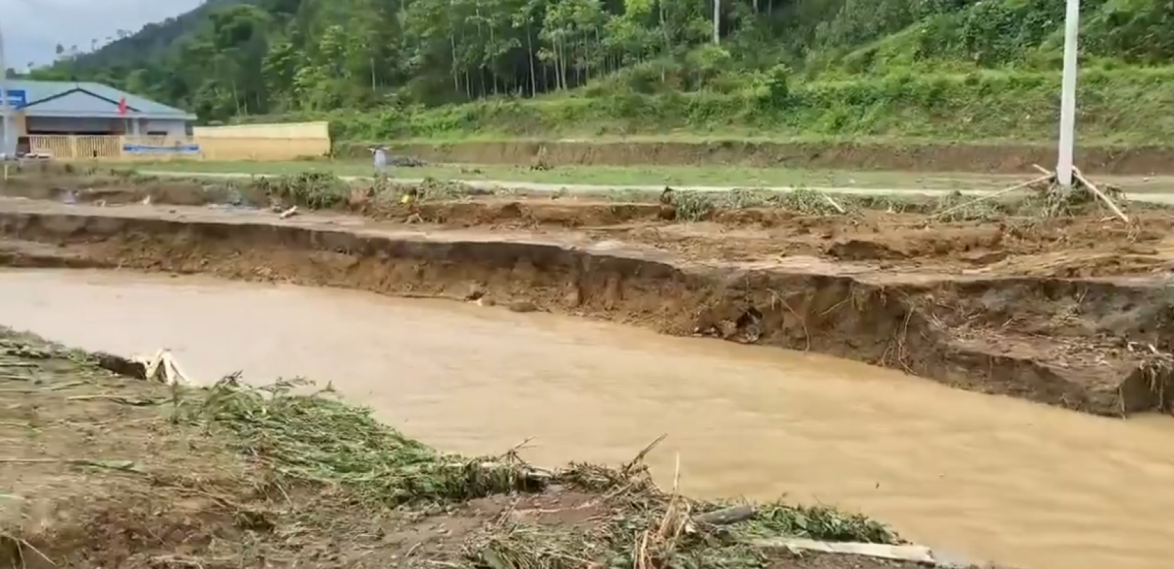 Βιετνάμ: Κατολίσθηση στέρησε την ζωή από τέσσερις ανθρώπους
