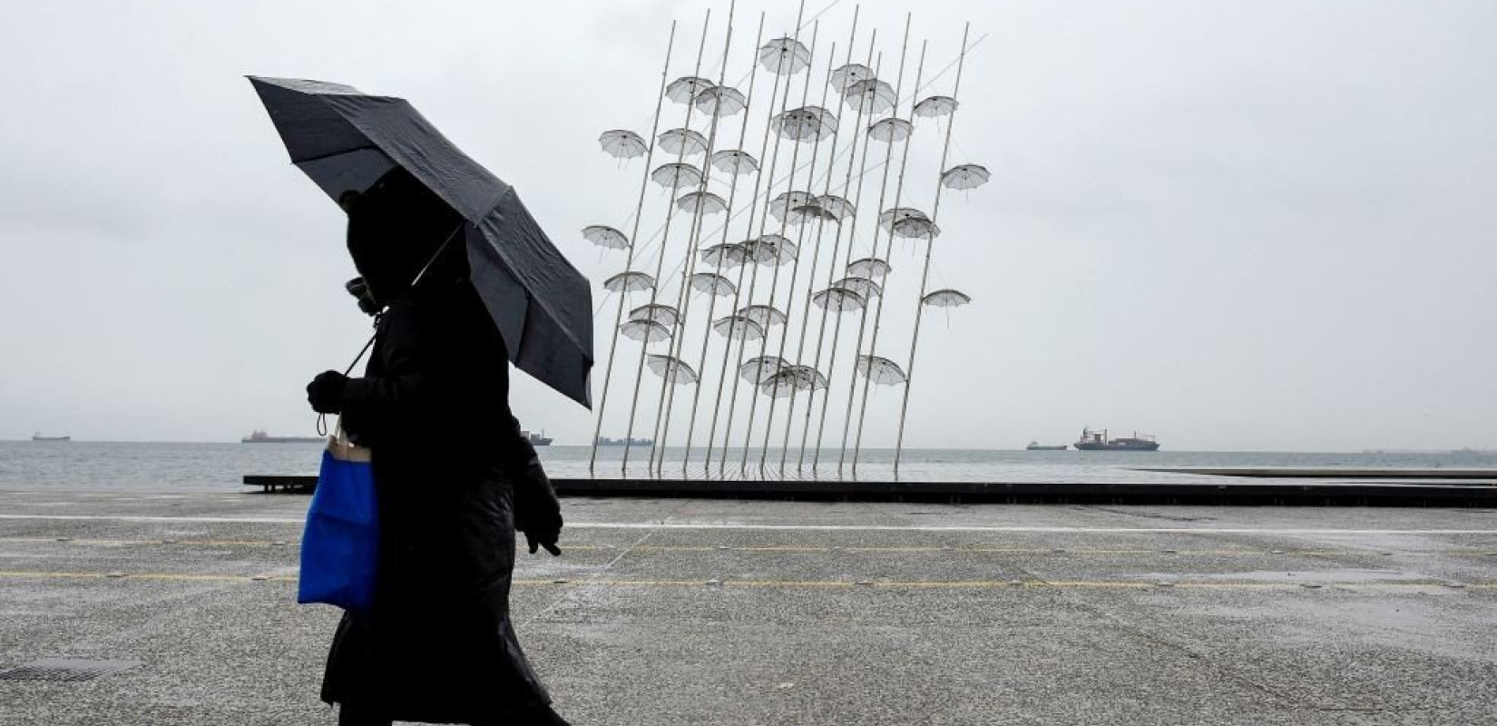 Νεφώσεις με ασθενείς βροχές και λίγα χιόνια στα ορεινά προβλέπει για σήμερα η ΕΜΥ - Ο καιρός μέχρι την Τρίτη