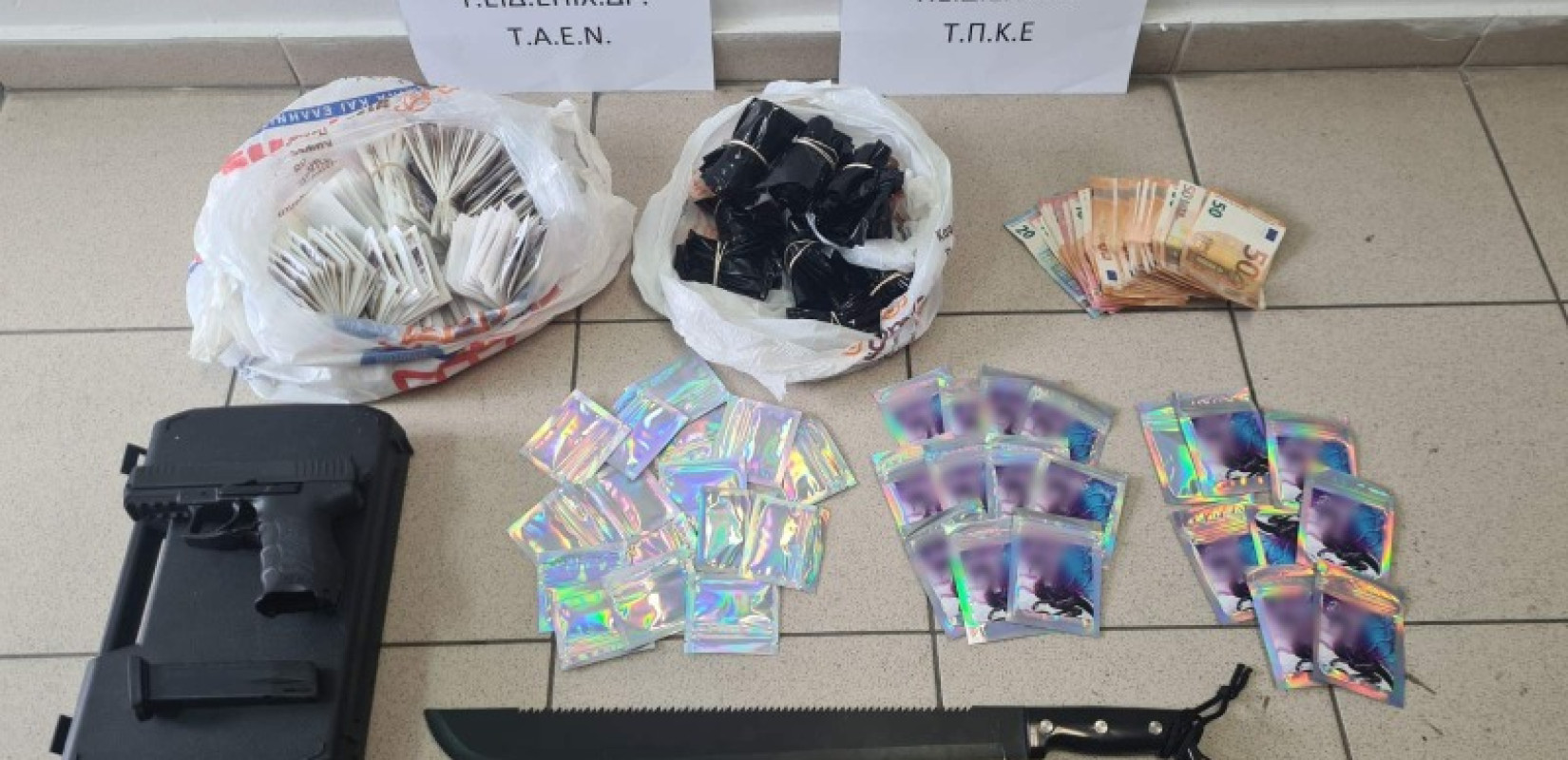 Θεσσαλονίκη: Μίνι μάρκετ στην Ανάληψη πωλούσε ναρκωτικά - Δύο συλλήψεις