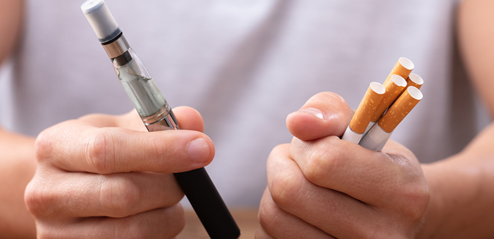 Η «επιδημία» του ατμίσματος στους εφήβους: To 54% των 16χρονων στην Ελλάδα δοκίμασε καπνικά προϊόντα το 2024