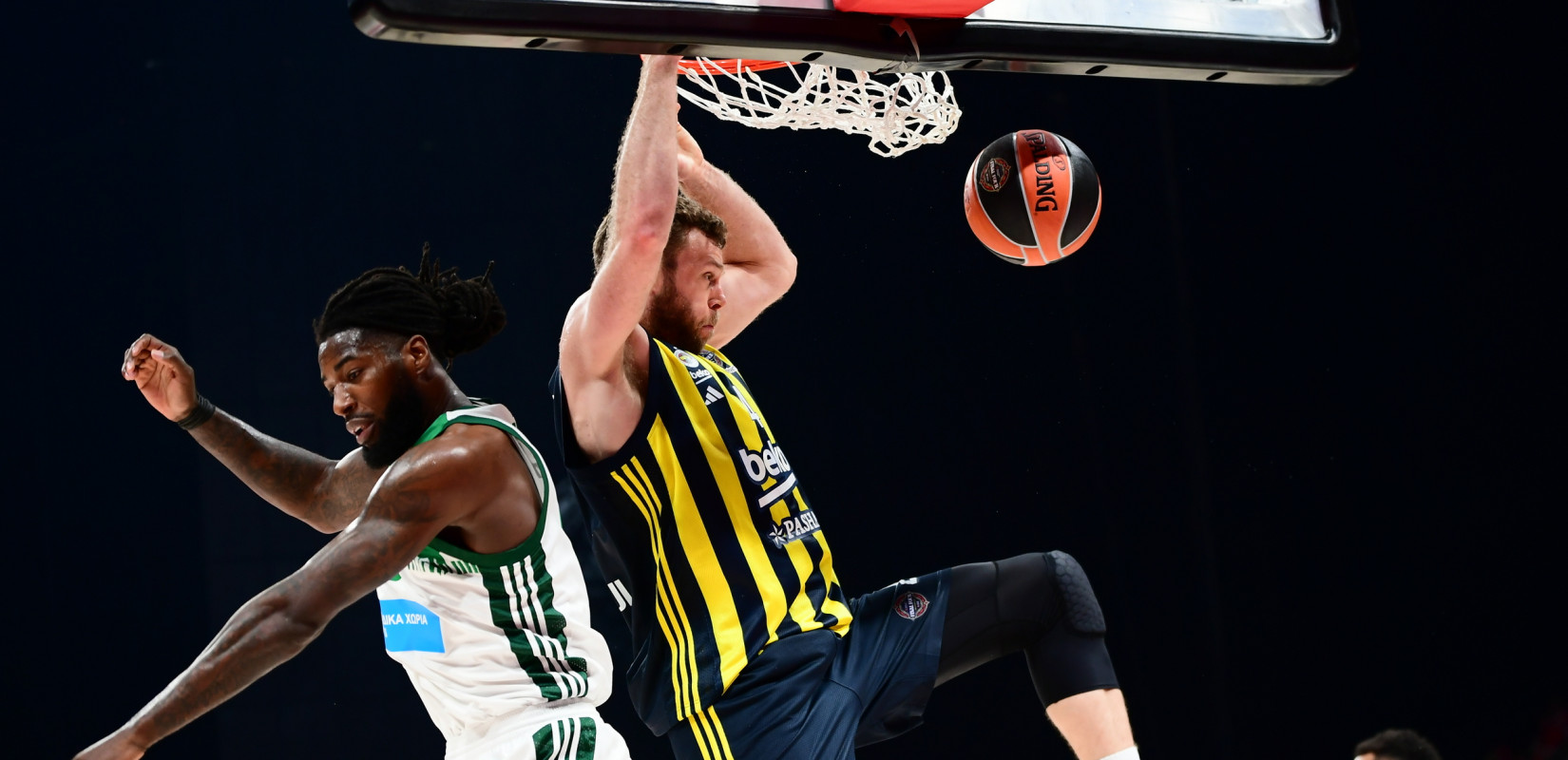 Ευρωλίγκα: Η Φενέρμπαχτσε πέταξε εκτός τελικού τον Παναθηναϊκό (βίντεο)