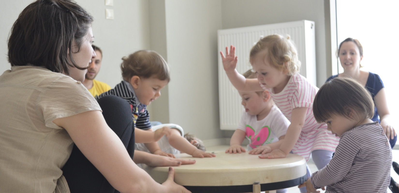 Θεσσαλονίκη: Σε ποιες ικανότητες επιδρά το πρόγραμμα μουσικής ανάπτυξης βρεφών