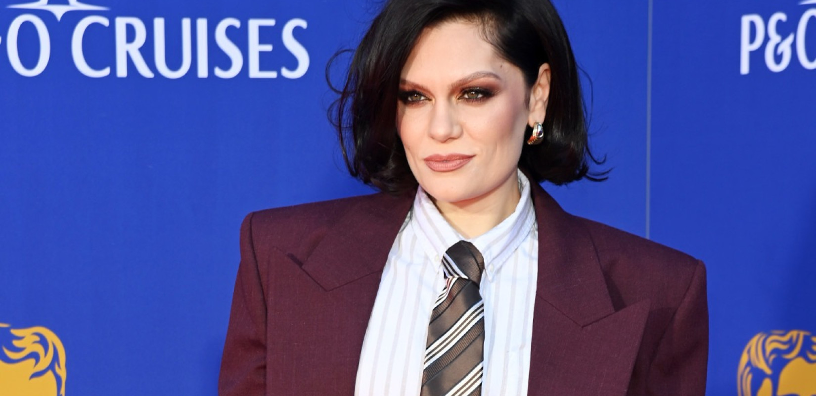 Η τραγουδίστρια της ποπ Jessie J διαγνώστηκε με καρκίνο του μαστού (βίντεο)