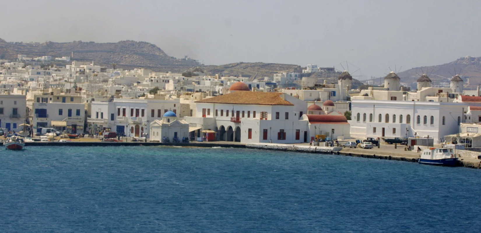 Λιμεναρχείο Σύρου: Στα κρατητήρια Τούρκος επιχειρηματίας για τον άγριο ξυλοδαρμό της Τουρκάλας συζύγου του μέσα σε θαλαμηγό στη Μύκονο