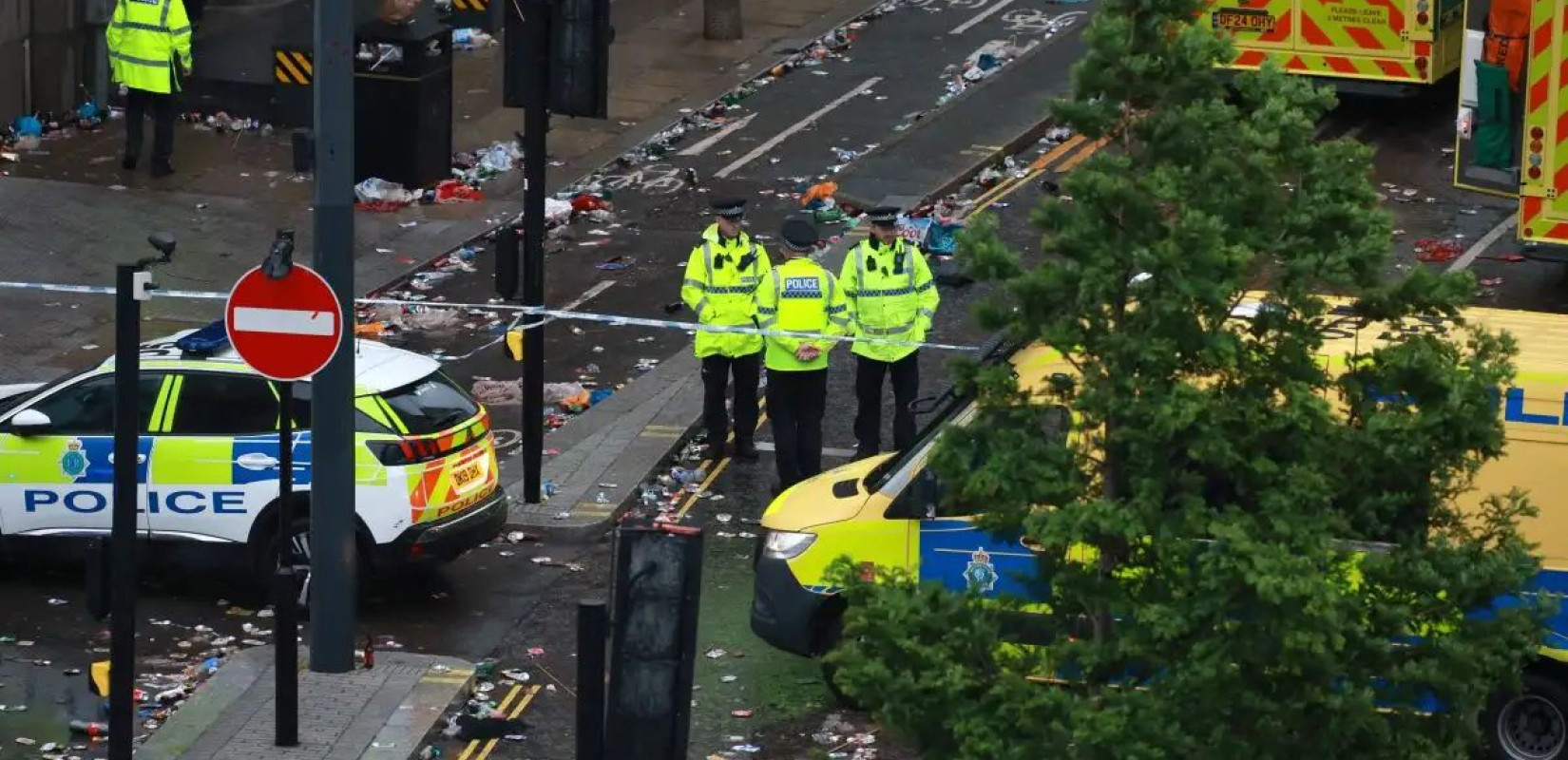 Λίβερπουλ: Αυτοκίνητο έπεσε σε οπαδούς - Συνελήφθη ένας 53χρονος Βρετανός (βίντεο)