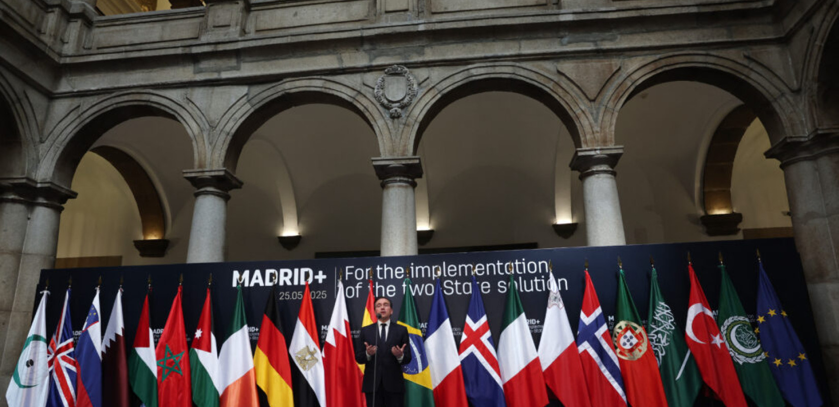 Πιέσεις στο Ισραήλ για τη Γάζα και από τη σύνοδο της Μαδρίτης