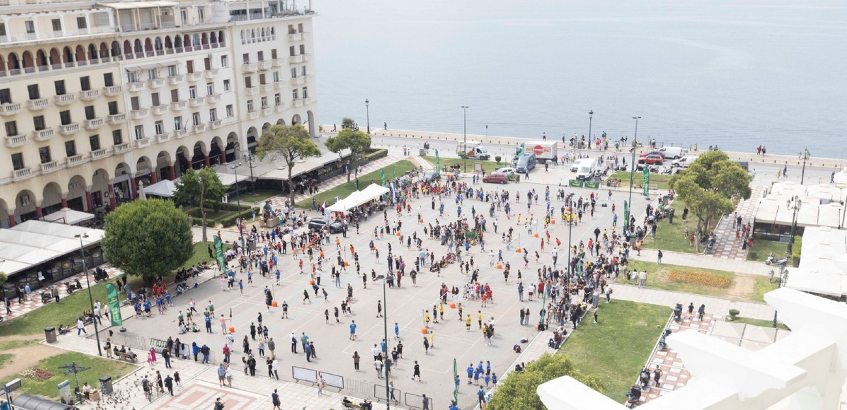 Γιορτή του βόλεϊ: Γέμισε παιδικά χαμόγελα η Πλατεία Αριστοτέλους (φωτ.)