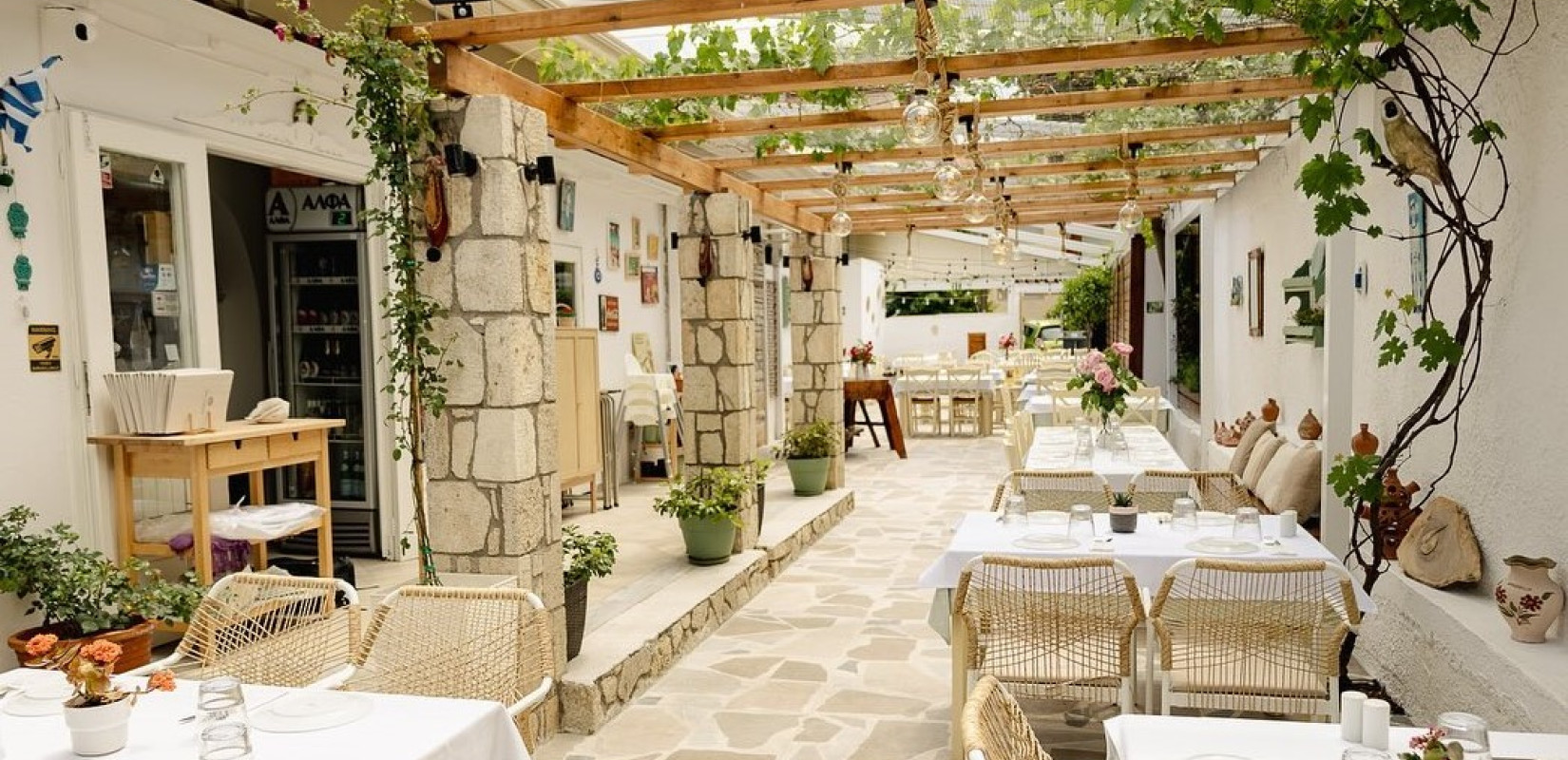 Στον Κήπο Όπως Παλιά στη Χανιώτη, κάθε πιάτο είναι μια ανάμνηση