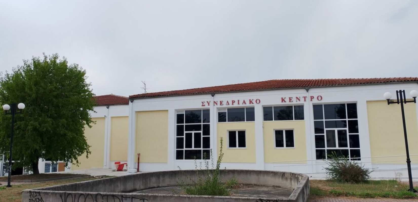 Τέμπη: Συνεχίζεται ο εξοπλισμός της αίθουσας που θα γίνει η μεγάλη δίκη