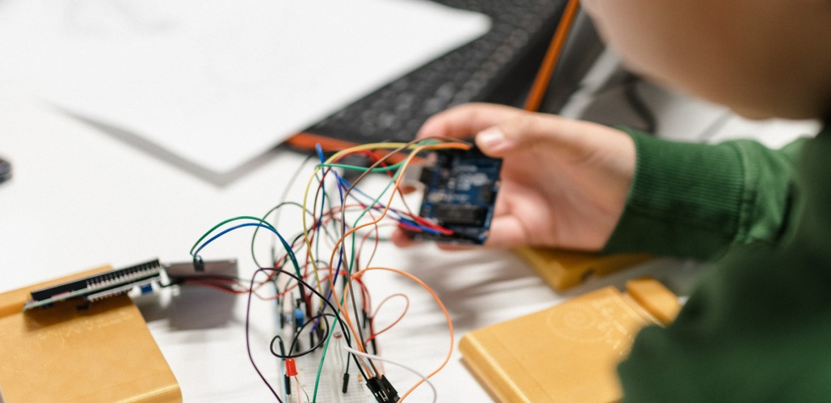 STEAMing the Future: Το Anatolia εκπαίδευσε δωρεάν 628 παιδιά πάνω στις ψηφιακές δεξιότητες