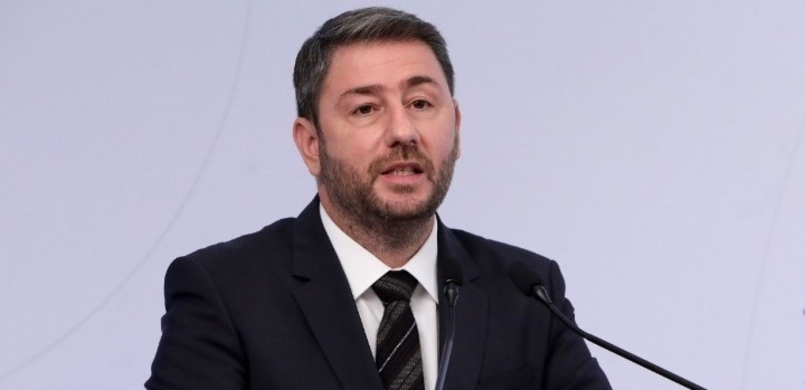 Ν. Ανδρουλάκης στο TikTok: ΟΠΕΚΕΠΕ, επεισόδιο 1 - Μια επιθεώρηση του Μαξίμου με ακριβό κάστινγκ (βίντεο)