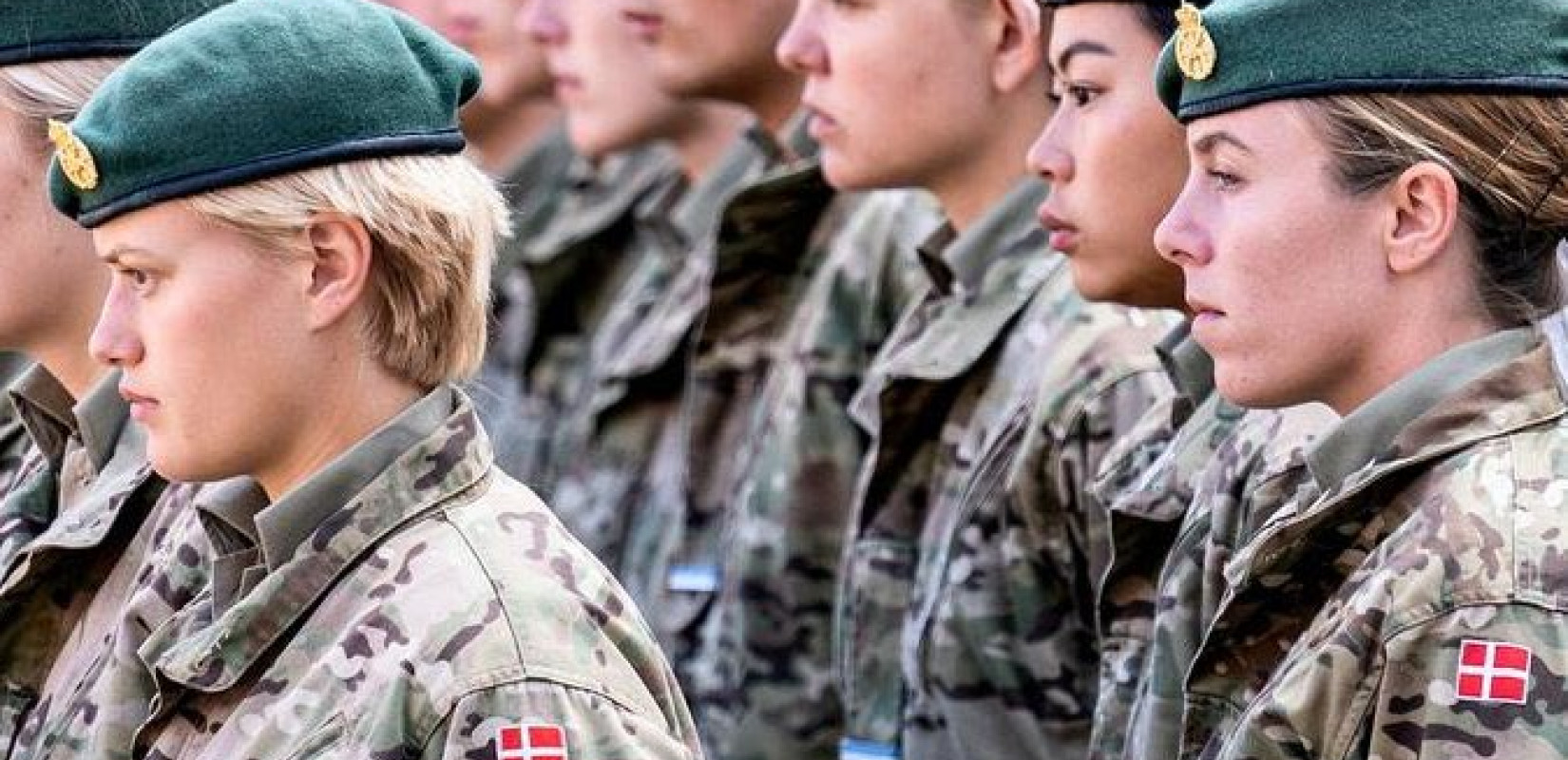 Δανία: Eπεκτείνει τη στρατιωτική θητεία συμπεριλαμβάνοντας και τις γυναίκες