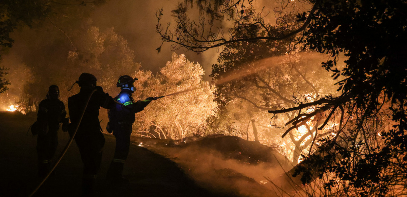 Αντιπυρική προστασία: «Σαφάρι» ελέγχων με τσουχτερά πρόστιμα για τα ακαθάριστα οικόπεδα