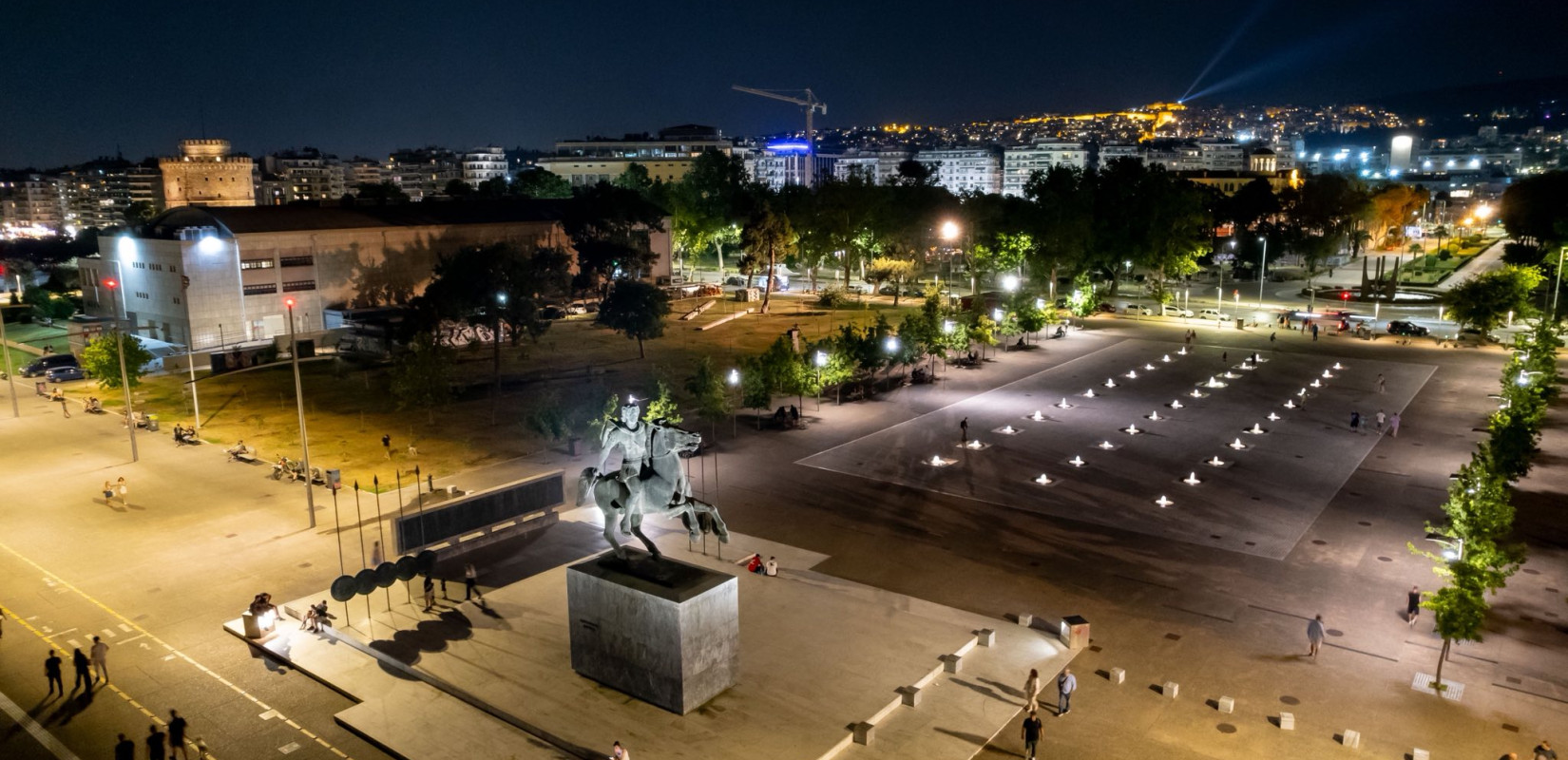 Στ. Αγγελούδης για τη φωταγώγηση του αγάλματος του Μ. Αλεξάνδρου: «Η Νέα Παραλία ανακτά βήμα προς βήμα την αίγλη της»