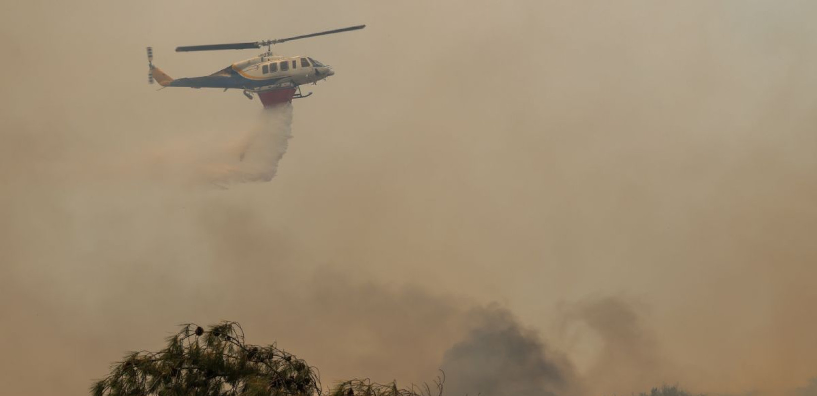 Κοζάνη: Ενισχύθηκαν οι πυροσβεστικές δυνάμεις, το 112 καλεί τους κατοίκους σε ετοιμότητα