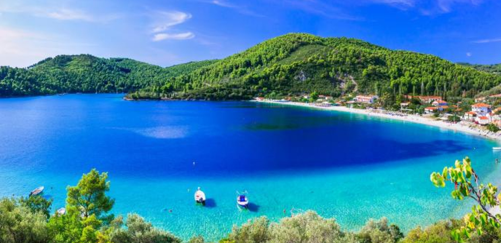 Η Σκόπελος στο επίκεντρο των Γερμανών - Το νησί του «Mamma Mia» ξεχωρίζει για την ανυπέρβλητη γοητεία του