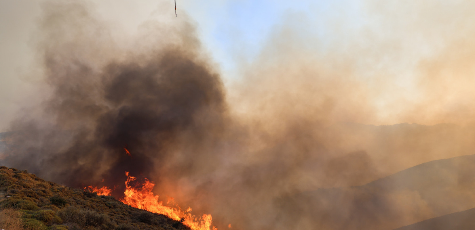 Φωτιές στη Χίο: Άνδρας διώκεται για εμπρησμό από πρόθεση και κατ’ εξακολούθηση