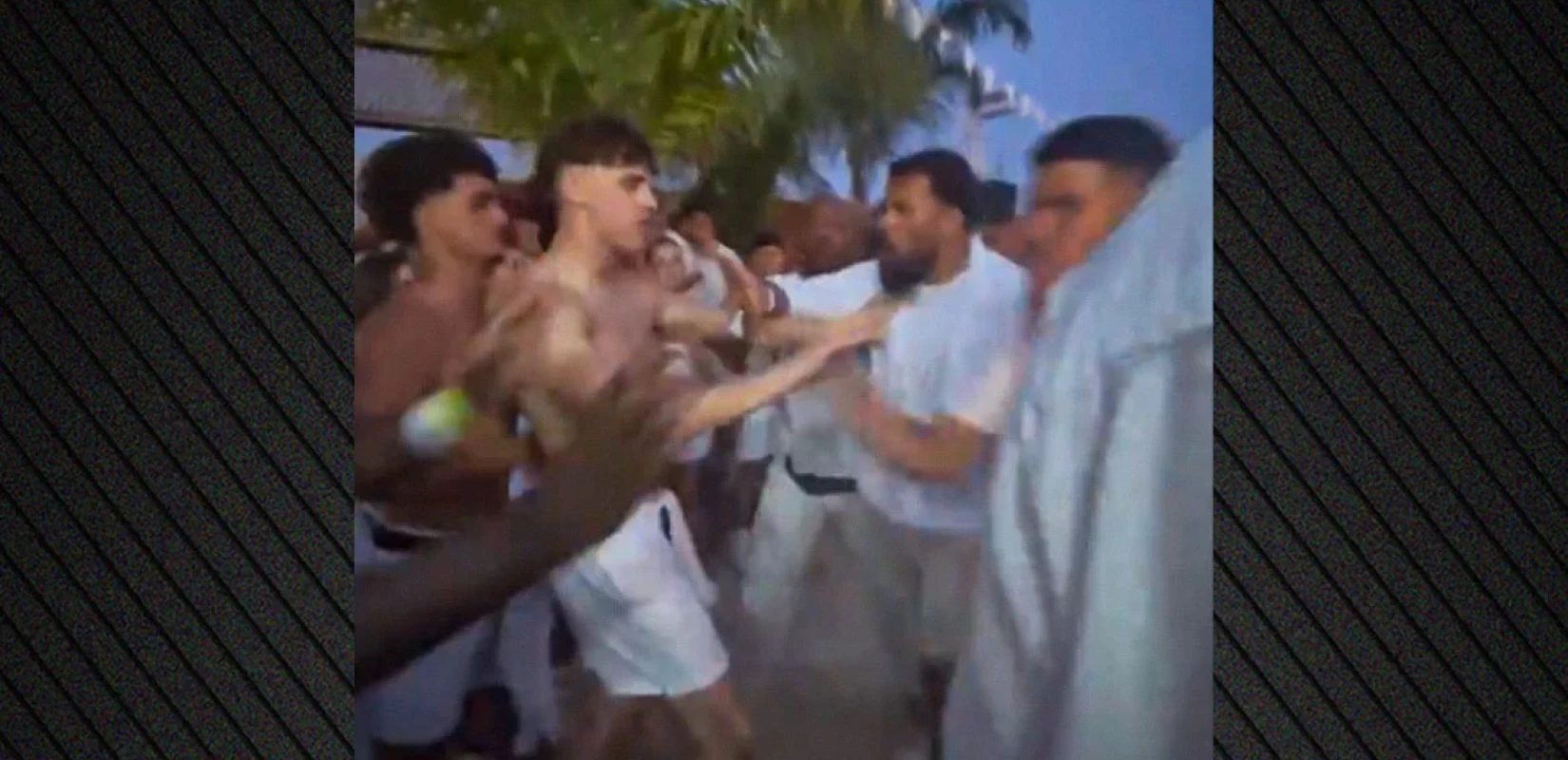 Ζάκυνθος: Άγριος καυγάς σε κλαμπ με μπουνιές και σπρωξίματα ανάμεσα σε τουρίστες - Δείτε βίντεο