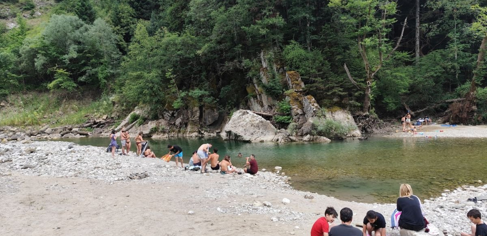 Μετέωρα: Οι μοναδικές «παραλίες» σε υψόμετρο 1.000 μέτρων