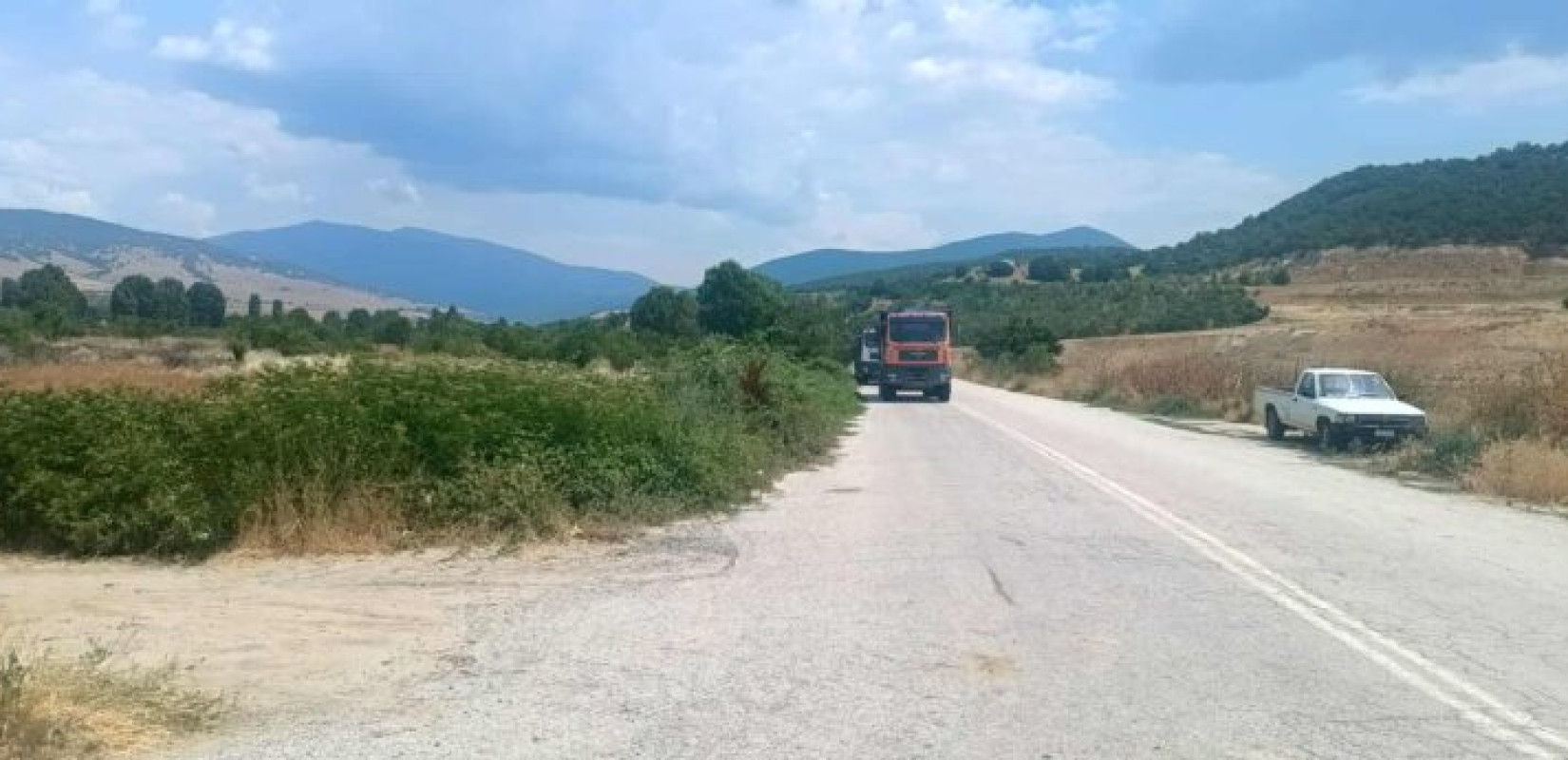 Φλώρινα: Διαμαρτυρία κατοίκων Αχλάδας για εξορύξεις δίπλα στα σπίτια τους Φλώρινα: Διαμαρτυρία κατοίκων Αχλάδας για εξορύξεις δίπλα στα σπίτια τους