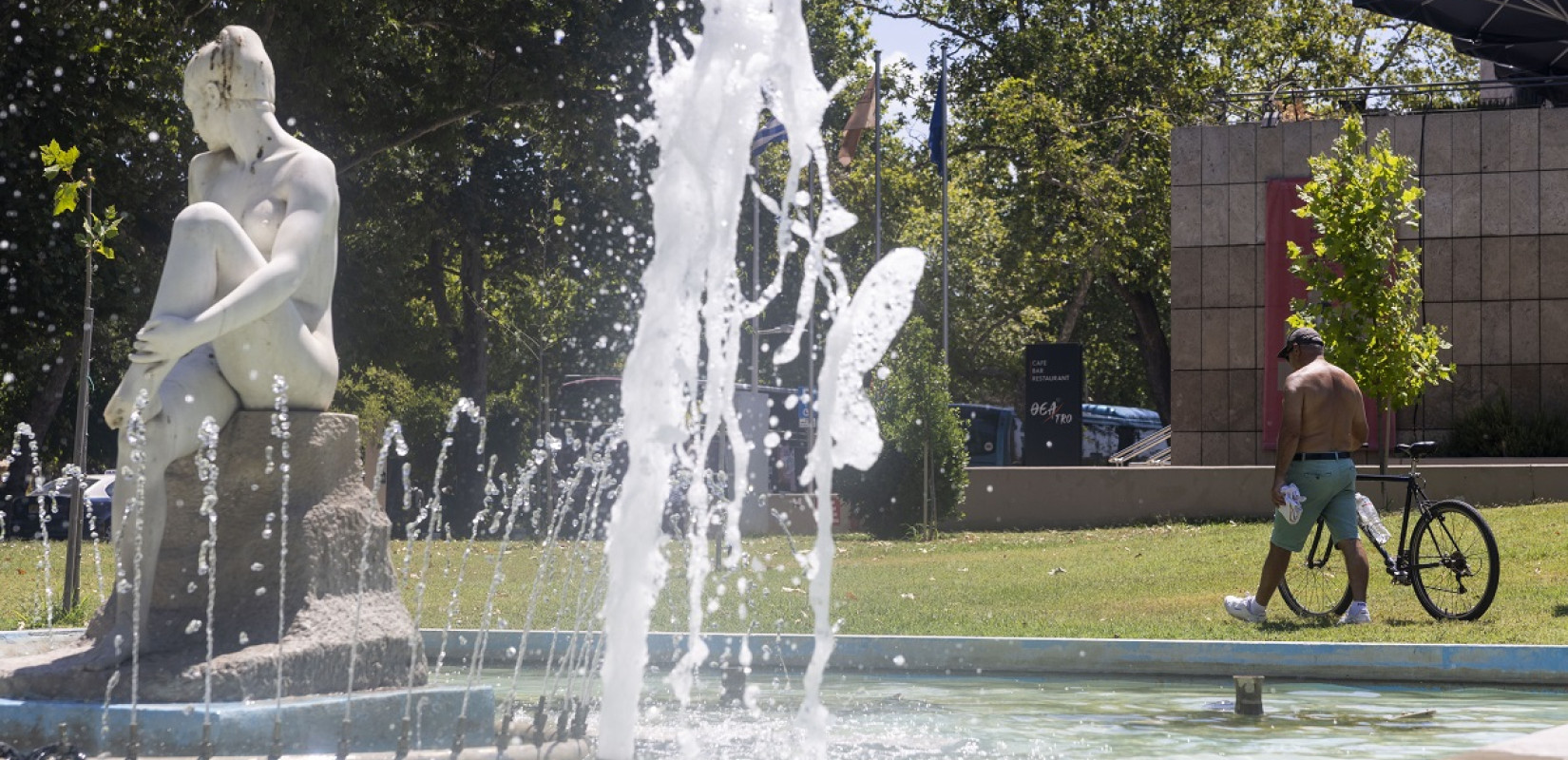 Climatebook: Το 2025 το δεύτερο θερμότερο έτος για την Ελλάδα στα χρονικά των καταγραφών