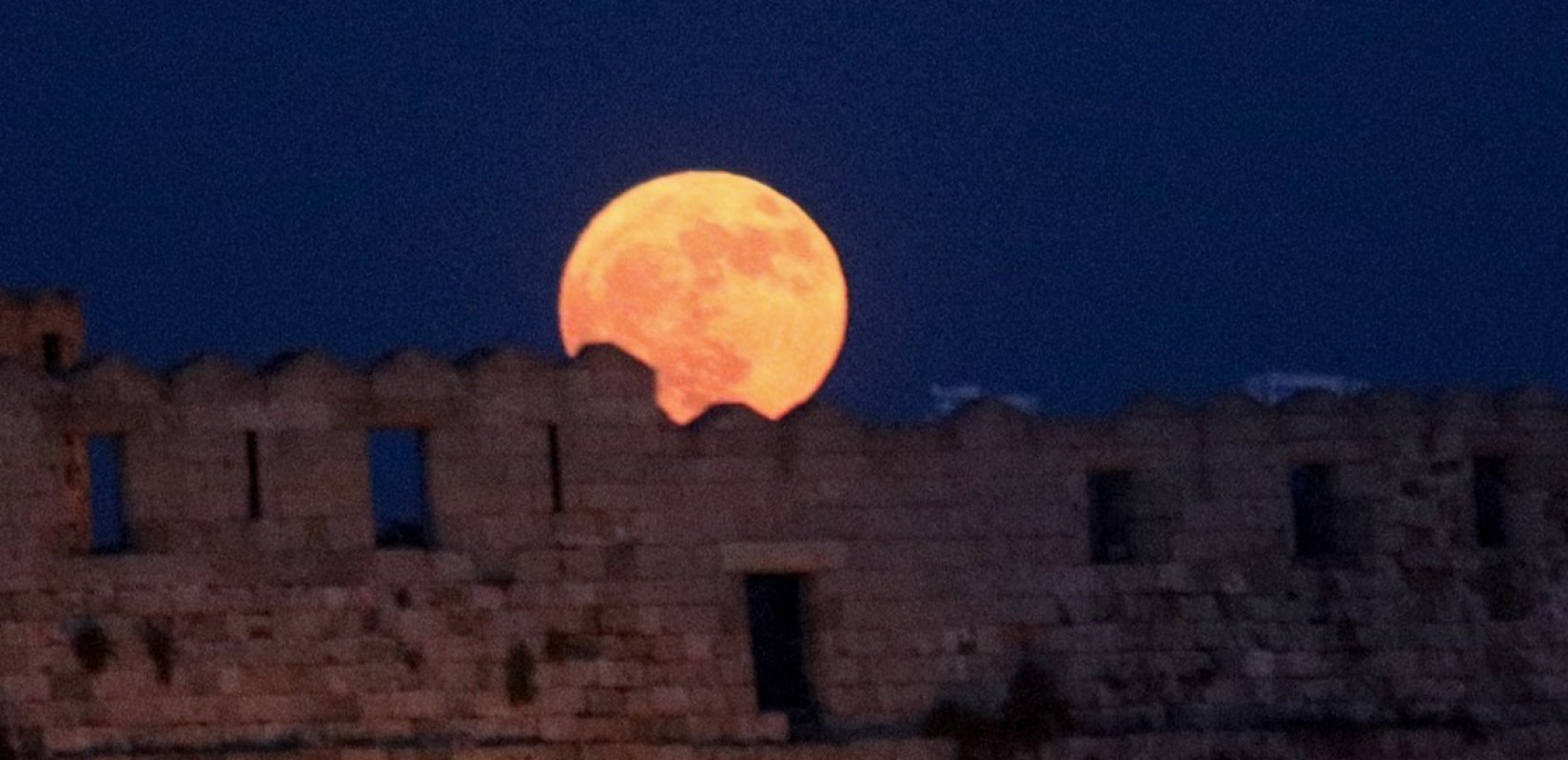 Αυγουστιάτικη πανσέληνος: Eλεύθερη η είσοδος σε 114 αρχαιολογικούς χώρους