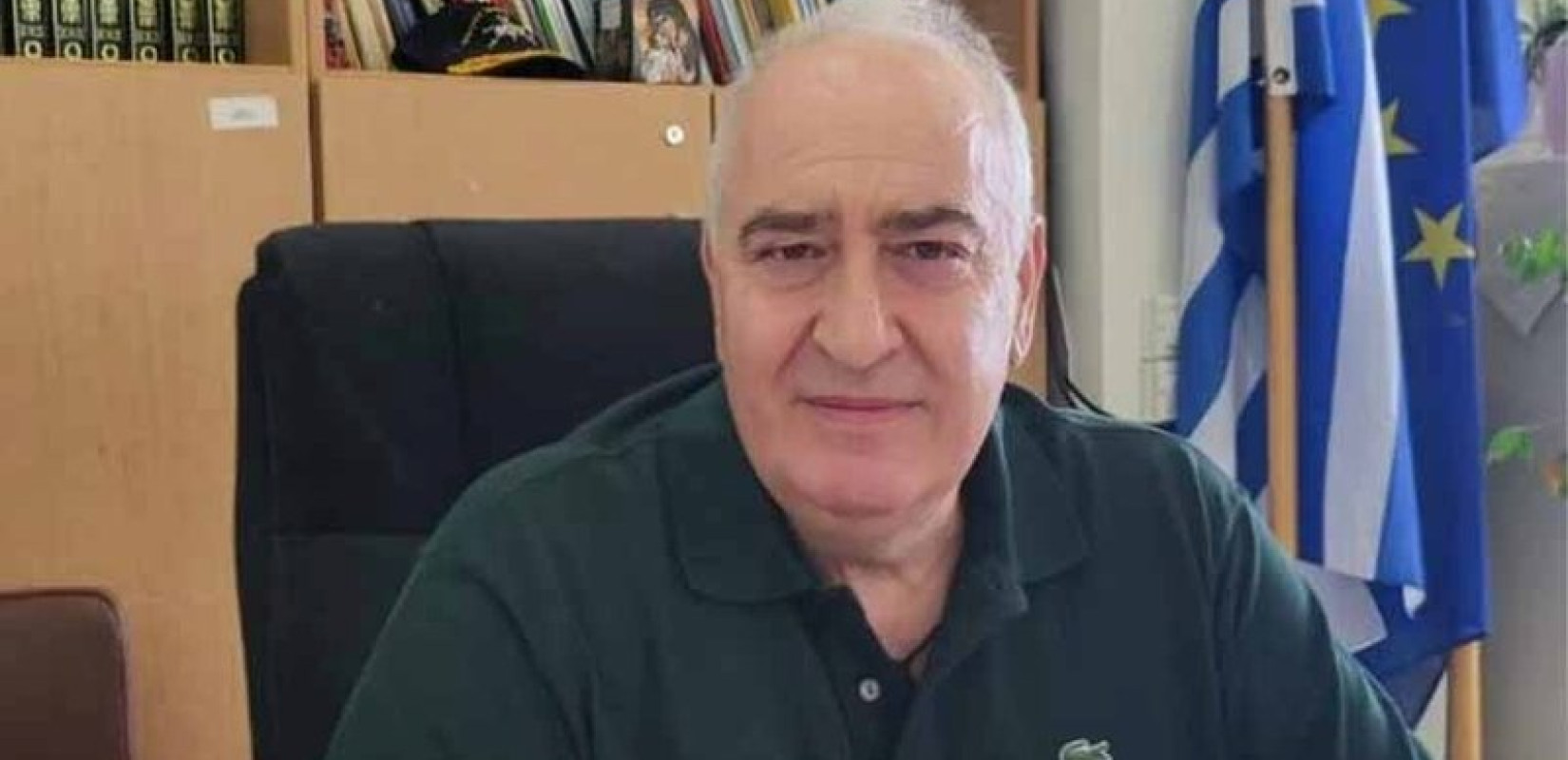 Ο γ.γ. του Υπουργείου Παιδείας επισκέφθηκε το σχολείο με το περιστατικό ξυλοδαρμού στην Κυψέλη