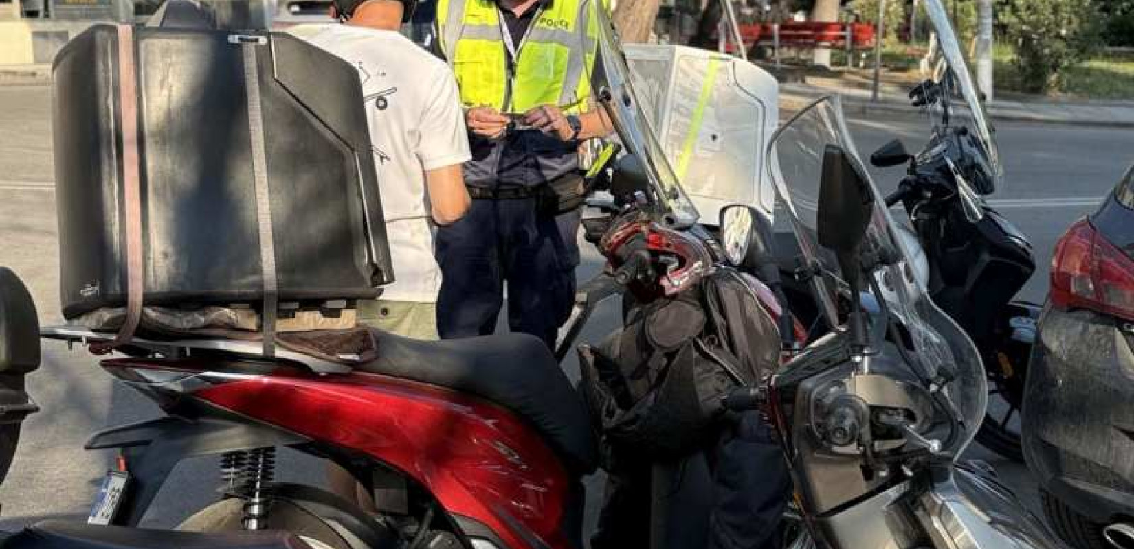 Συνεχίζεται η εκστρατεία «Μηδενική ανοχή στη μη χρήση κράνους» - Πάνω από 3.000 παραβάσεις σε μία βδομάδα