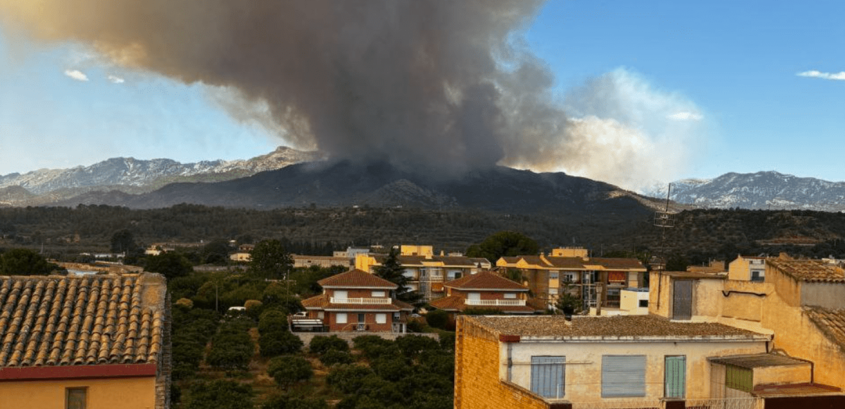 Μeteo: Σε Ελλάδα και Ισπανία η πιο επιβαρυμένη ατμόσφαιρα της Ε.Ε λόγω πυρκαγιών (χάρτης)
