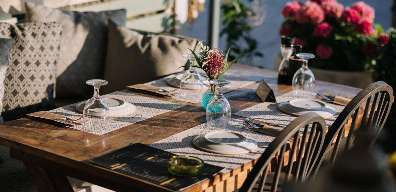 Αφιέρωμα: Best of 2025 | 16+1 από τις καλύτερες προτάσεις για την έξοδο σας στo 2ο πόδι της Χαλκιδικής φέτος το καλοκαίρι, για φαγητό, ποτό, διασκέδαση και όχι μόνο Αφιέρωμα: Best of 2025 | 16+1 από τις καλύτερες προτάσεις για την έξοδο σας στo 2ο πόδι της Χαλκιδικής φέτος το καλοκαίρι, για φαγητό, ποτό, διασκέδαση και όχι μόνο