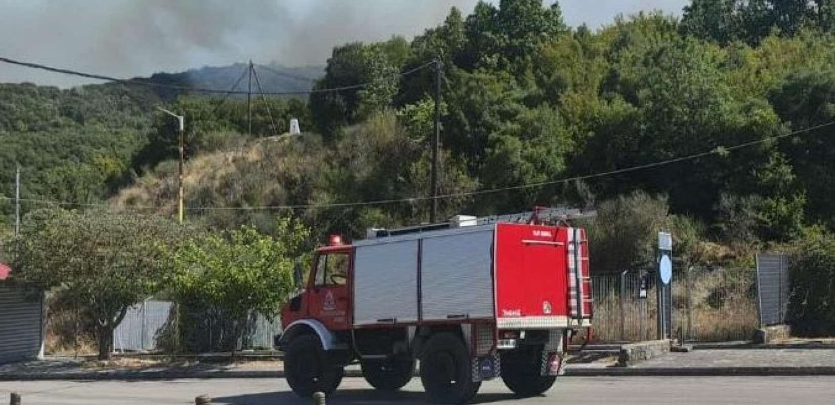 Στο ελληνικό έδαφος πέρασε η φωτιά από την Αλβανία - Εκκενώνονται δύο χωριά
