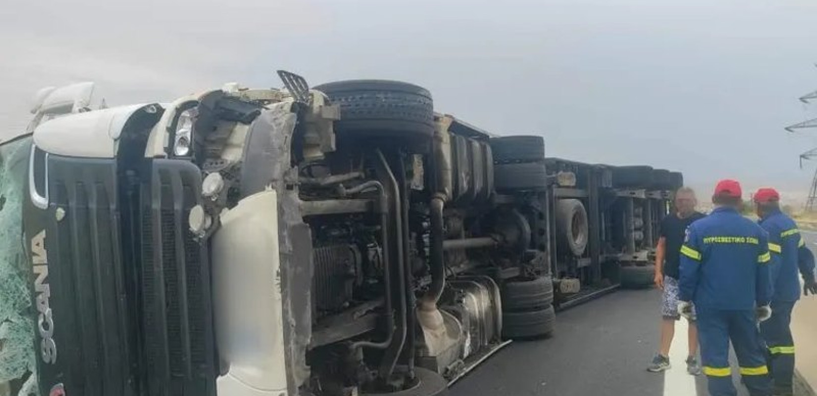 Ανατροπή νταλίκας στην Εγνατία Οδό στην Κοζάνη - Κλειστό το ένα ρεύμα κυκλοφορίας