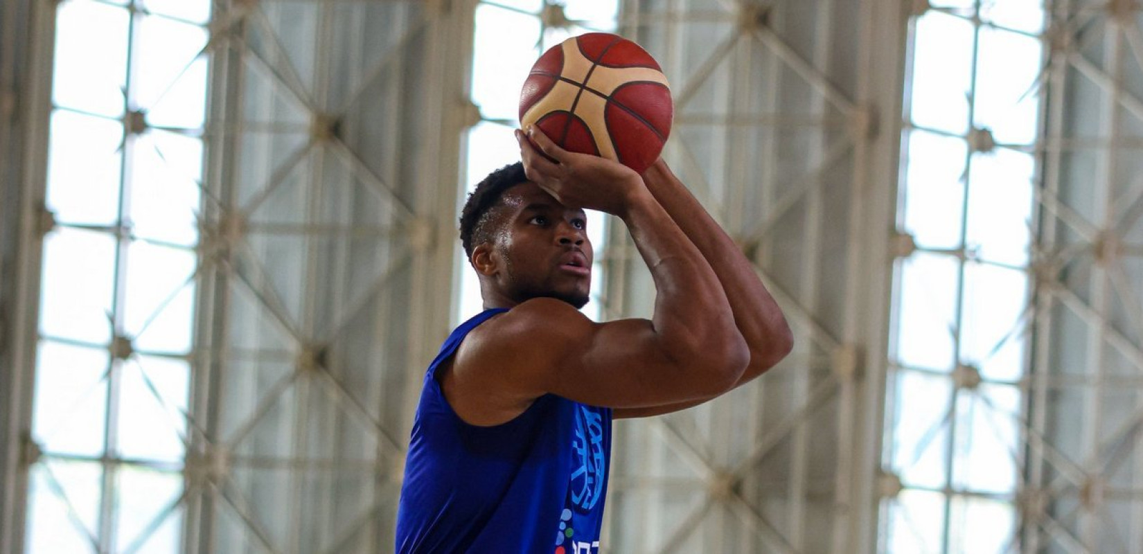 Μπάσκετ: Μπήκε στις προπονήσεις της Εθνικής ο Αντετοκούνμπο