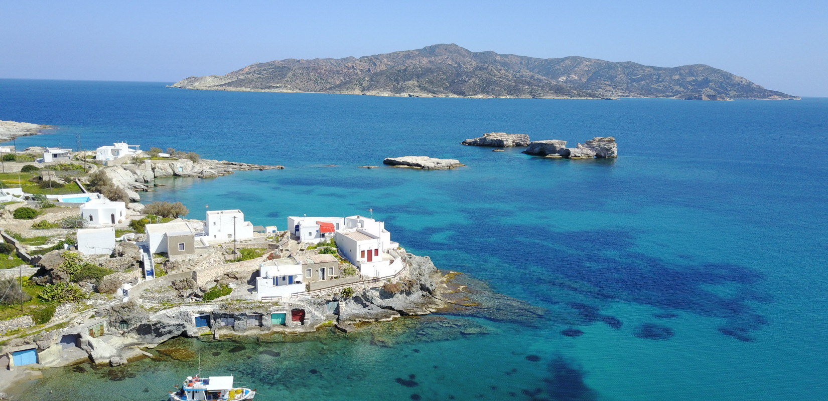 Την ομορφιά και αυθεντικότητα της Κίμωλου προβάλλει ολλανδικός ιστότοπος