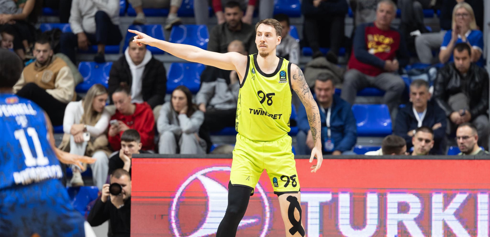 Μπάσκετ: Ο Άρης ανακοίνωσε τον Κουλμπόκα (βίντεο)